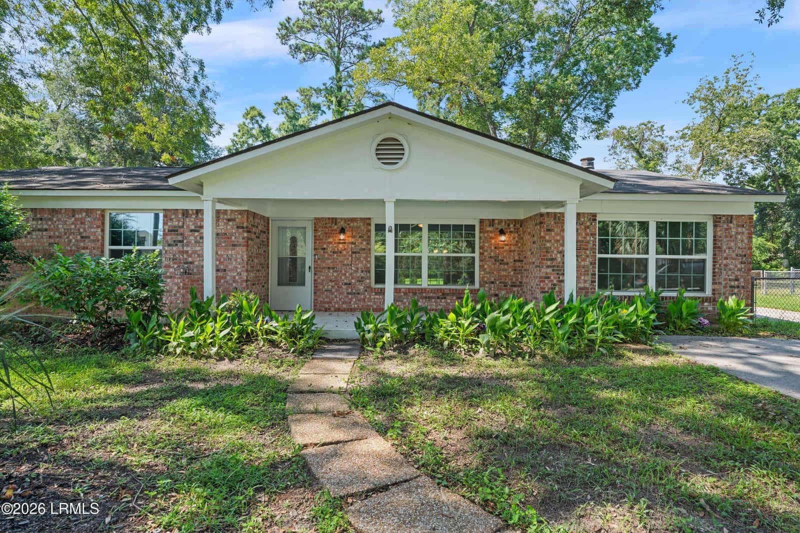 4027 Shell Point Road, Beaufort, SC 29906 — photo 5 of 44