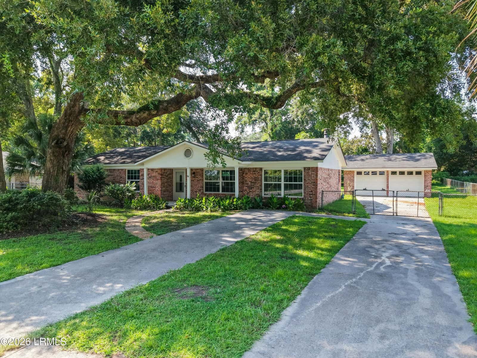 4027 Shell Point Road, Beaufort, SC 29906 — photo 3 of 44