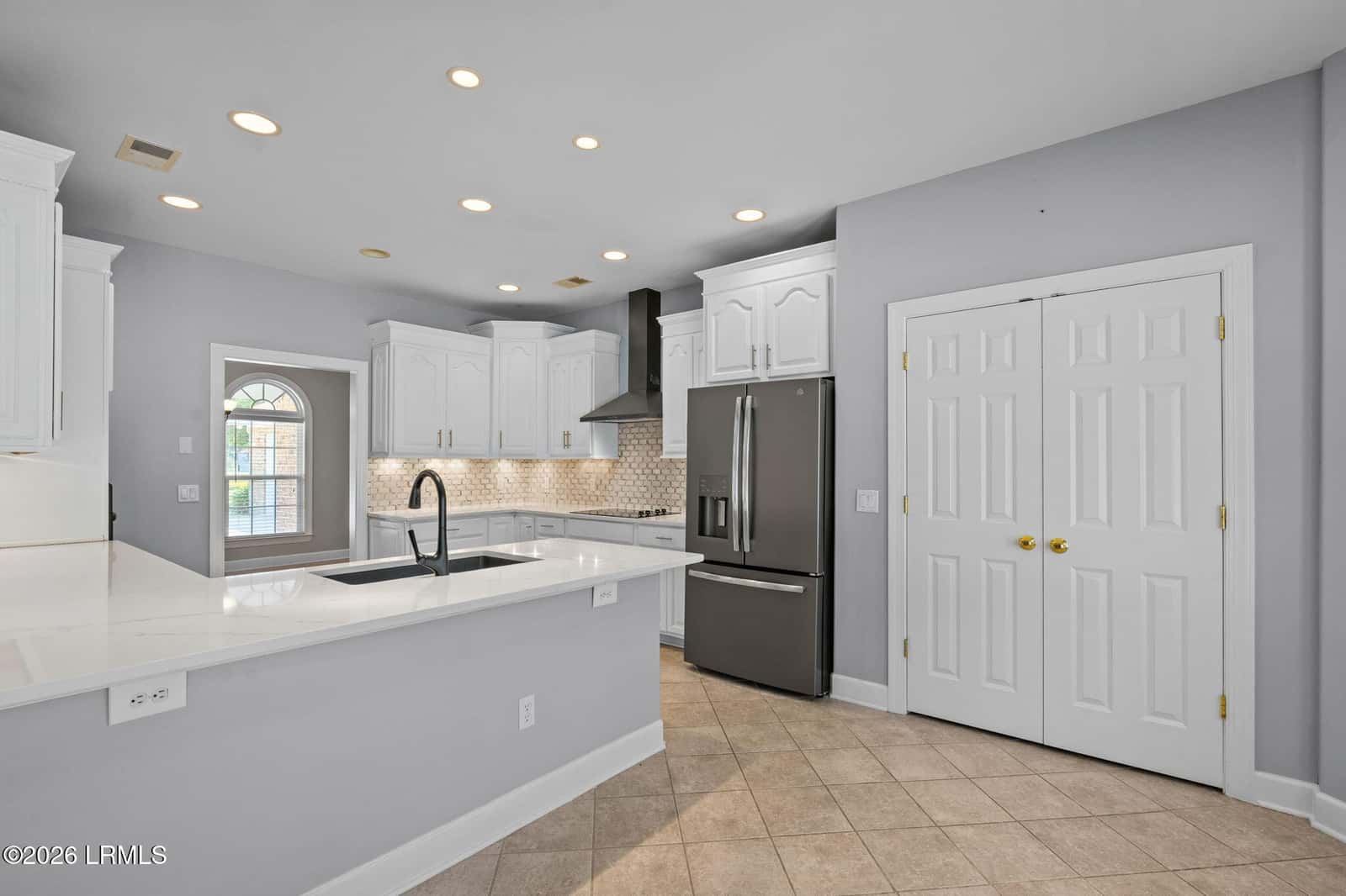 652 Tillman Road, Ridgeland, SC 29936 — photo 11 of 68