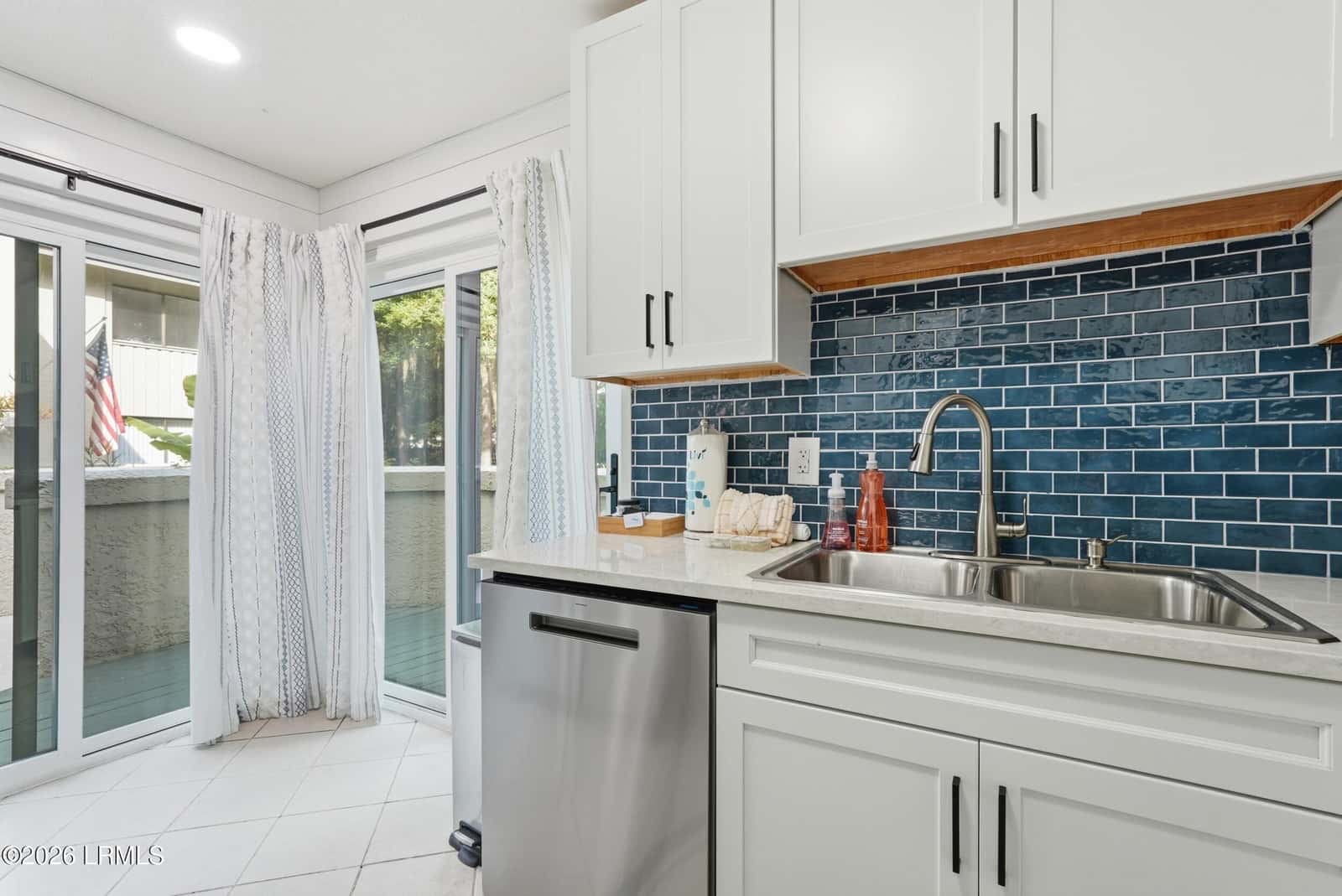 90 Gloucester Road 1003, Hilton Head Island, SC 29928 — photo 10 of 42