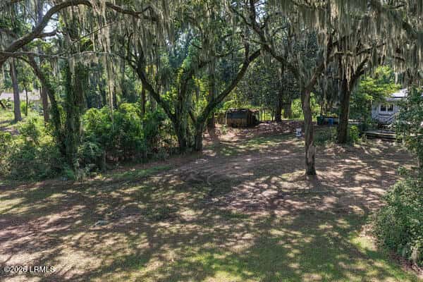 Beaufort, SC, 29902 — photo 11 of 49