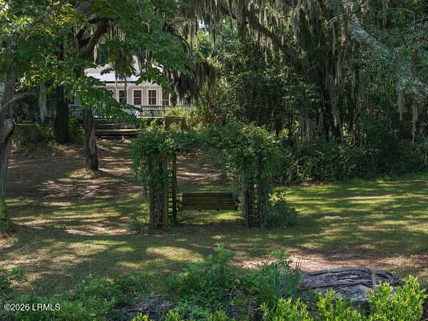 Beaufort, SC, 29902 — photo 12 of 49