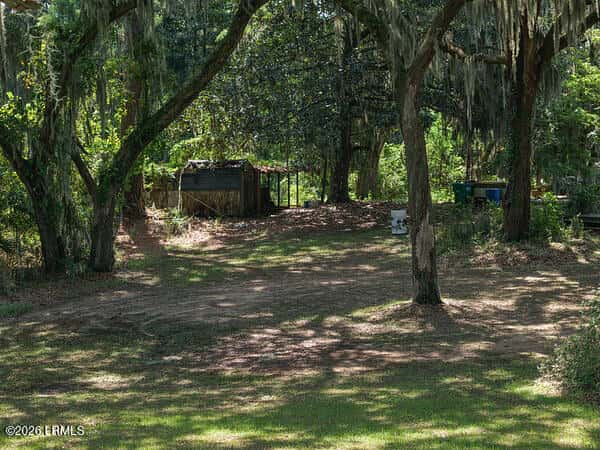 Beaufort, SC, 29902 — photo 15 of 49