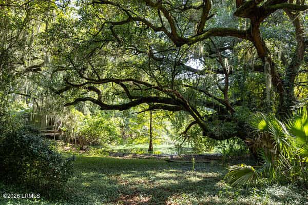 Beaufort, SC, 29902 — photo 36 of 49