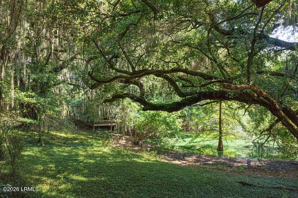 Beaufort, SC, 29902 — photo 37 of 49