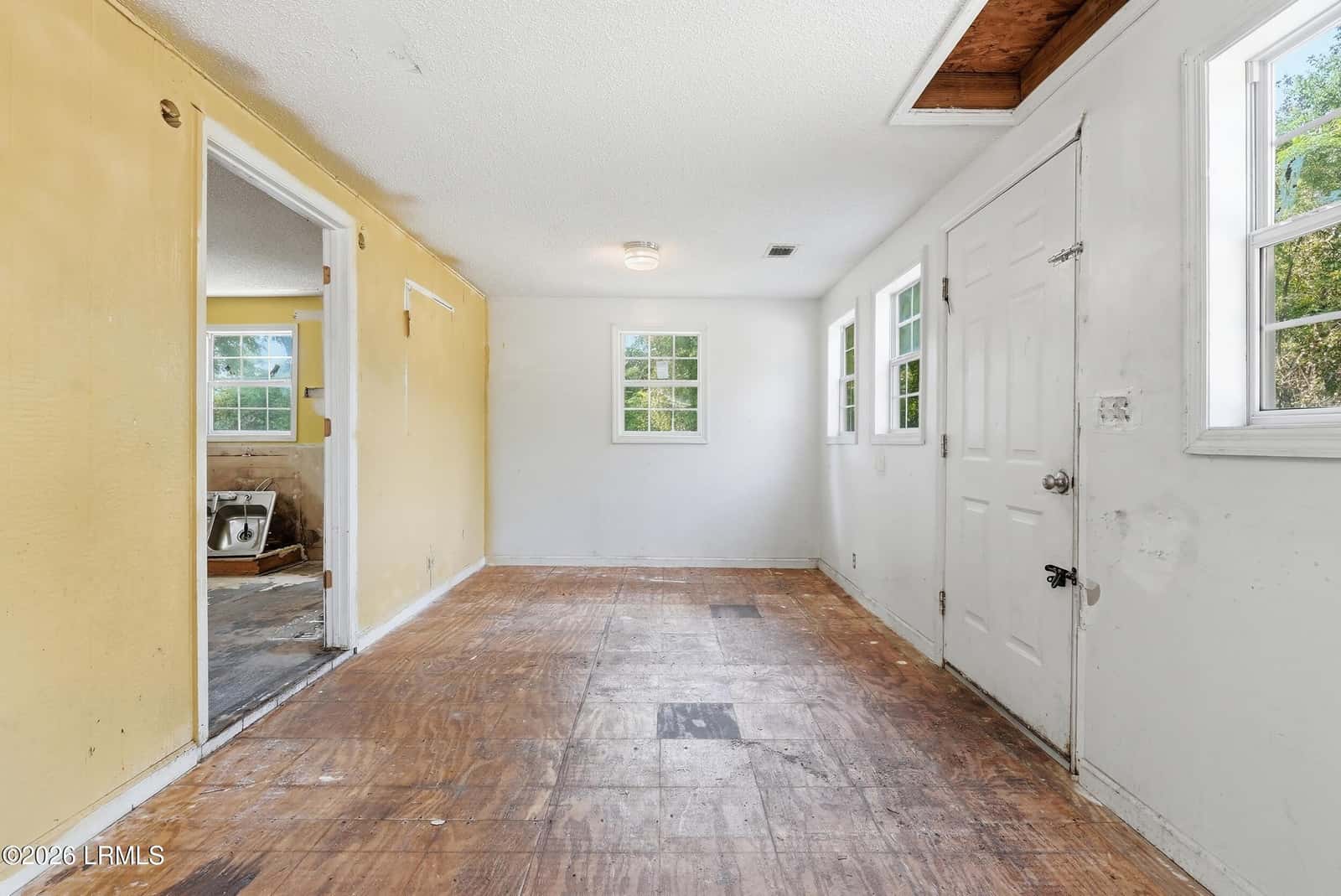 125 Lewis Street, Walterboro, SC 29488 — photo 13 of 22