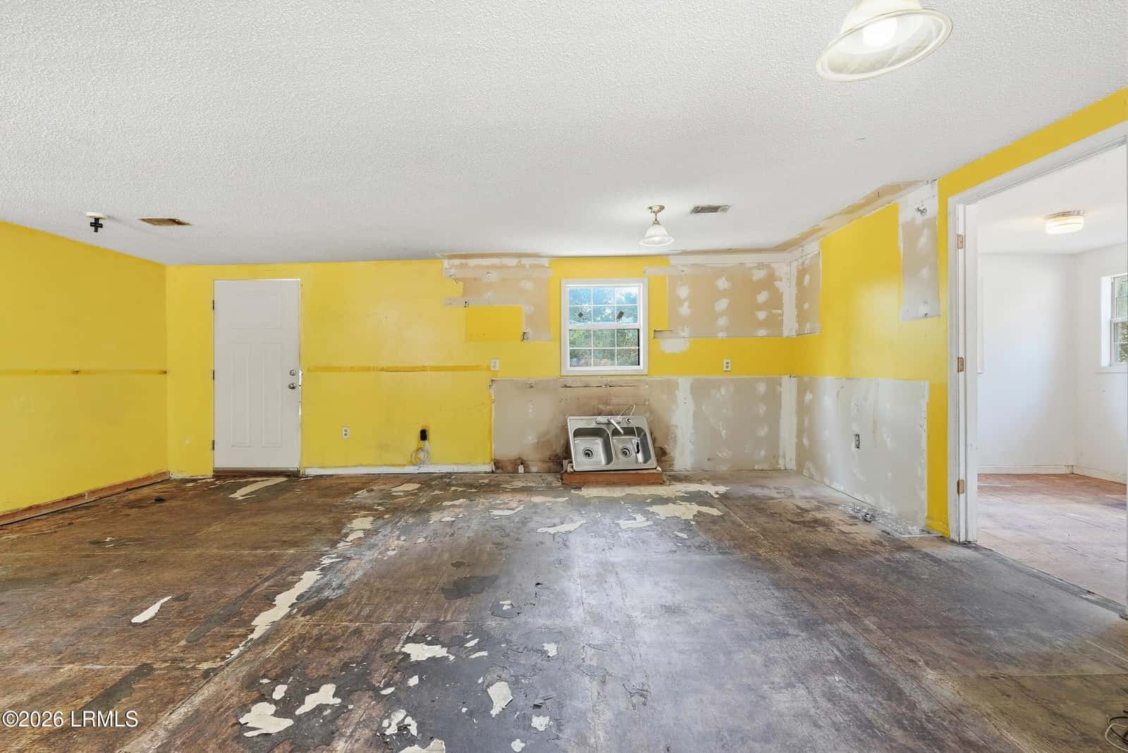 125 Lewis Street, Walterboro, SC 29488 — photo 18 of 22