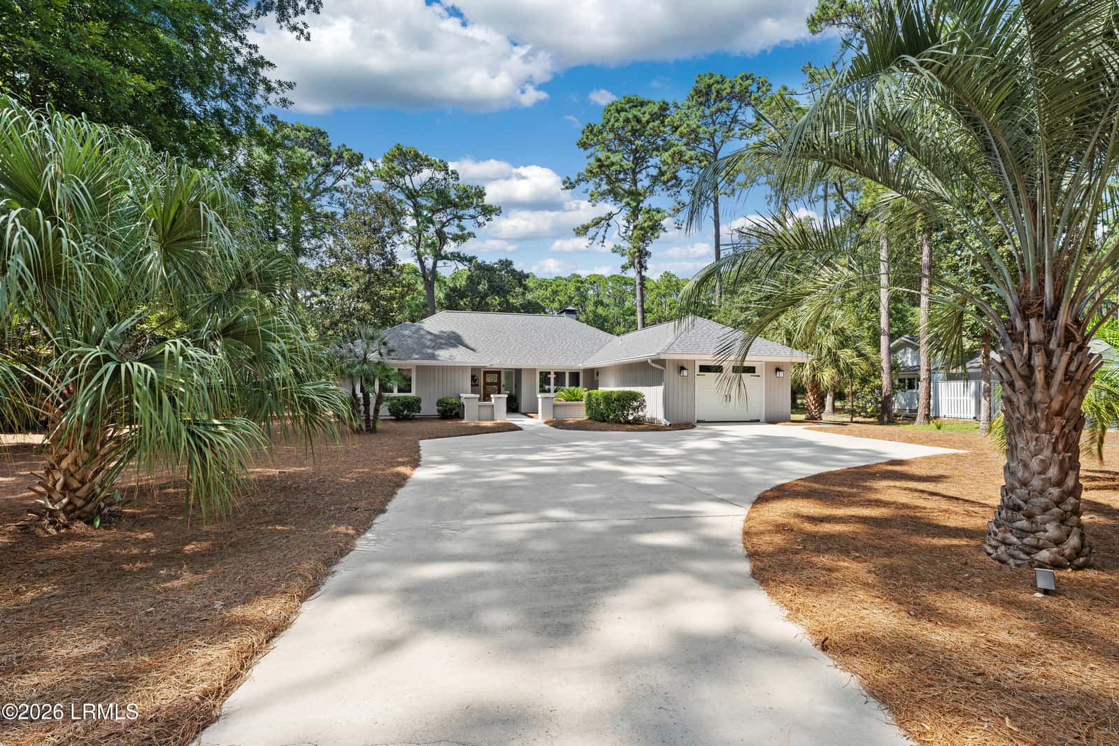 27 Pineland Road, Hilton Head Island, SC 29926 — photo 3 of 76