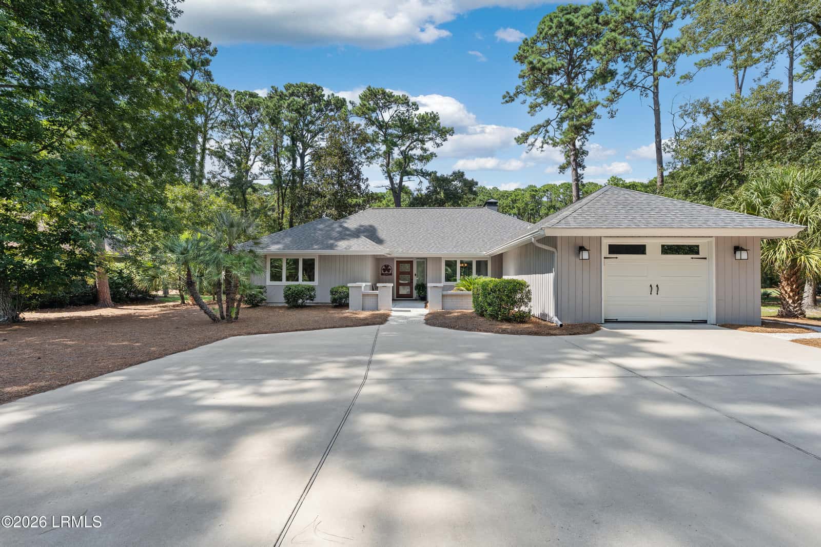 27 Pineland Road, Hilton Head Island, SC 29926 — photo 5 of 76