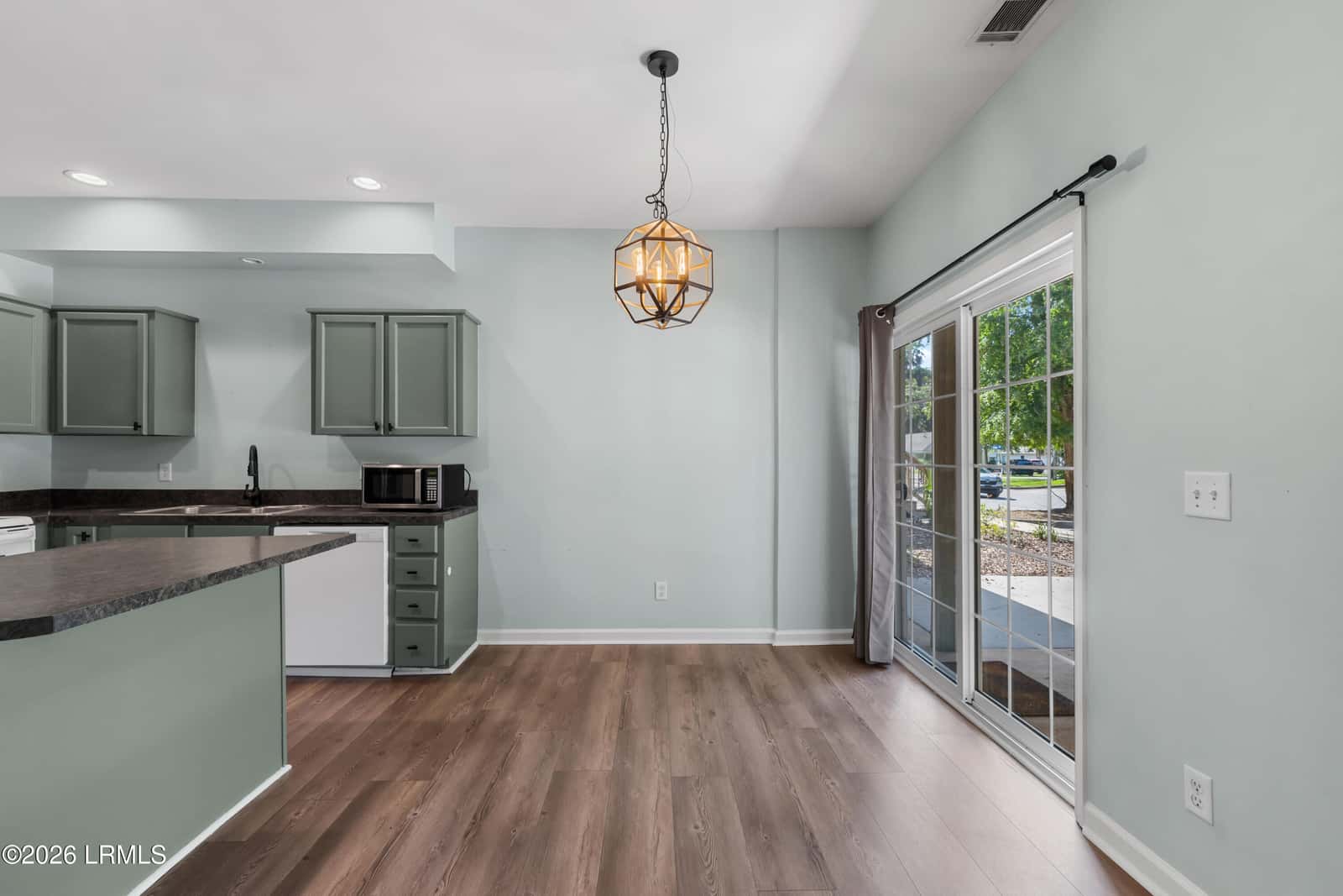 2618 Holmes Drive A, Beaufort, SC 29902 — photo 8 of 25
