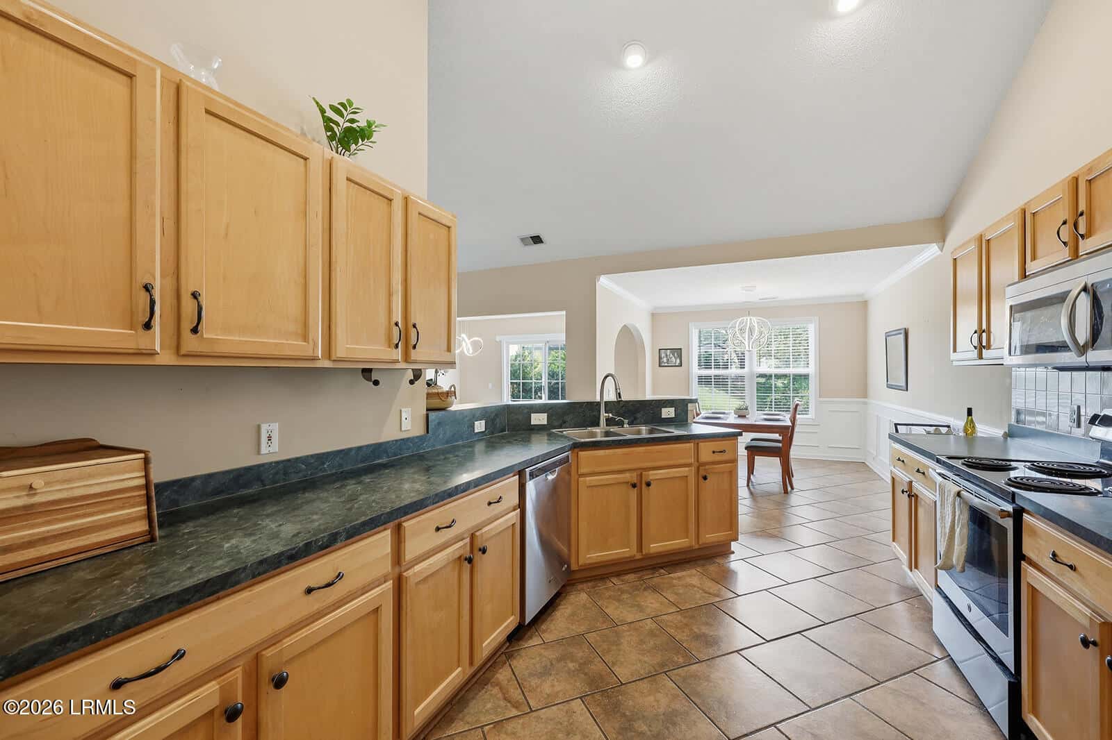 1 Lake Linden Court, Bluffton, SC 29910 — photo 12 of 28