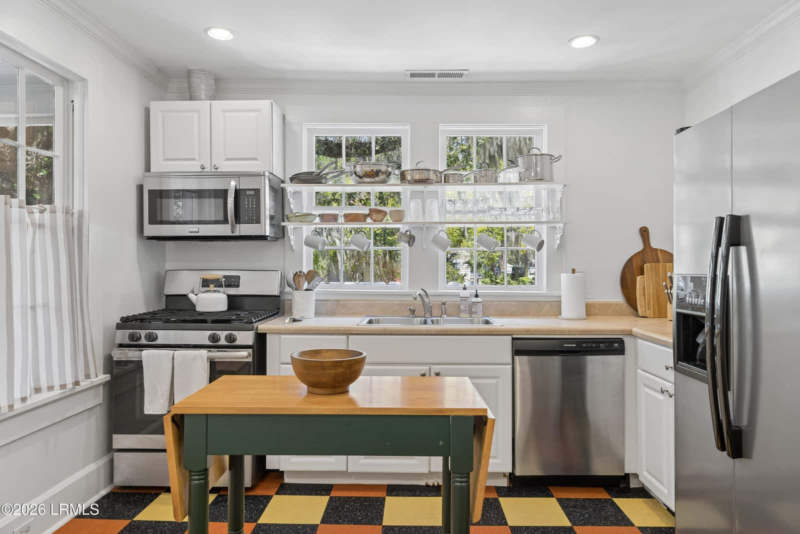 714 Charles Street, Beaufort, SC 29902 — photo 10 of 68