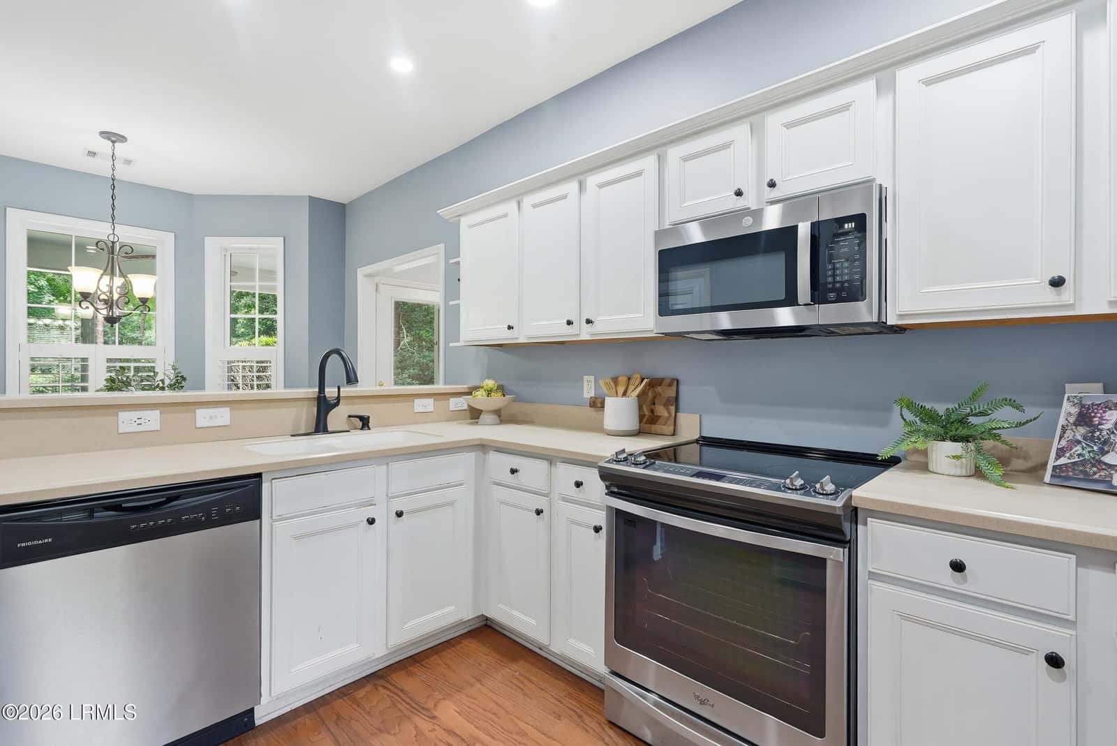 24 Pickens Street, Beaufort, SC 29907 — photo 9 of 36