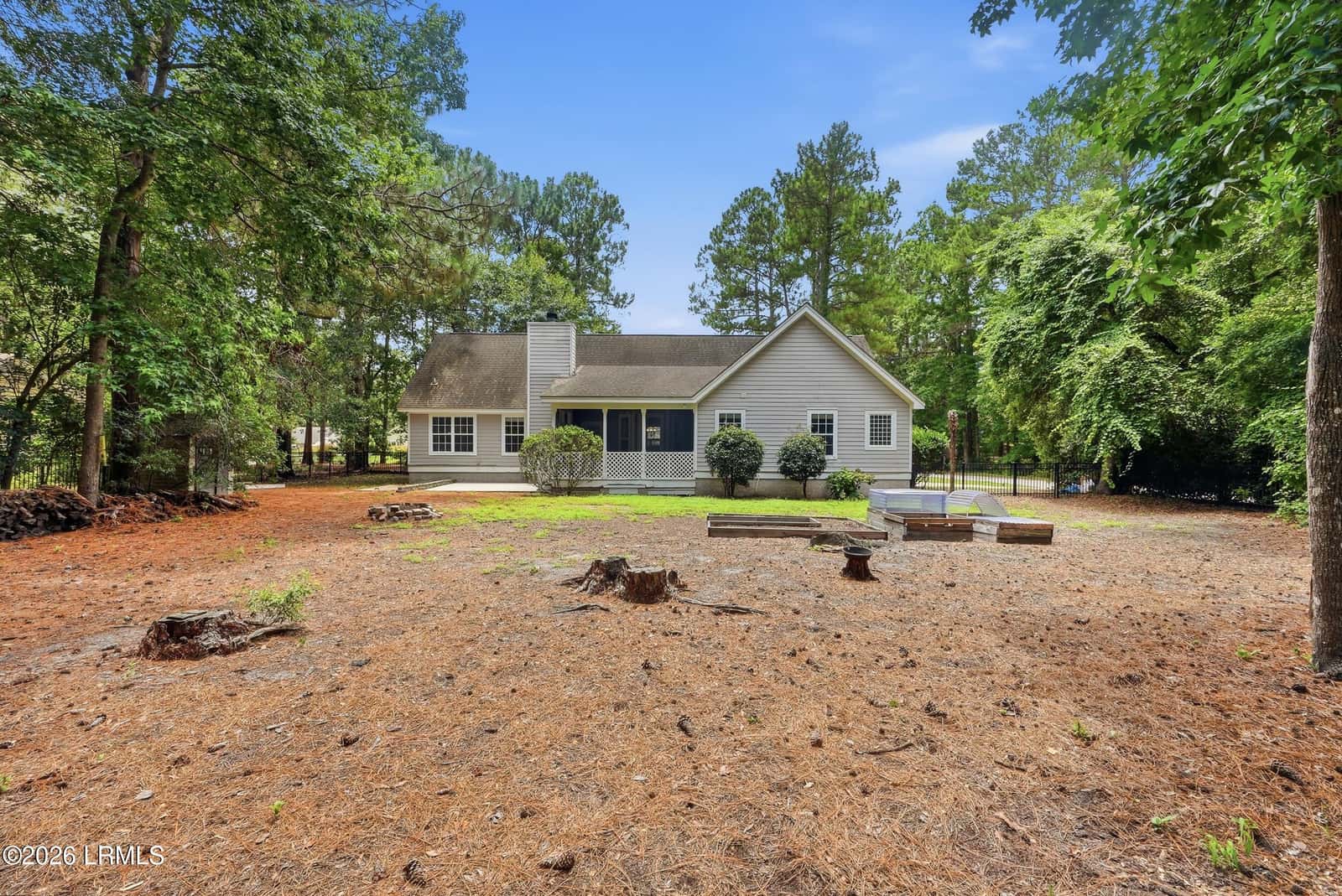 24 Pickens Street, Beaufort, SC 29907 — photo 34 of 36