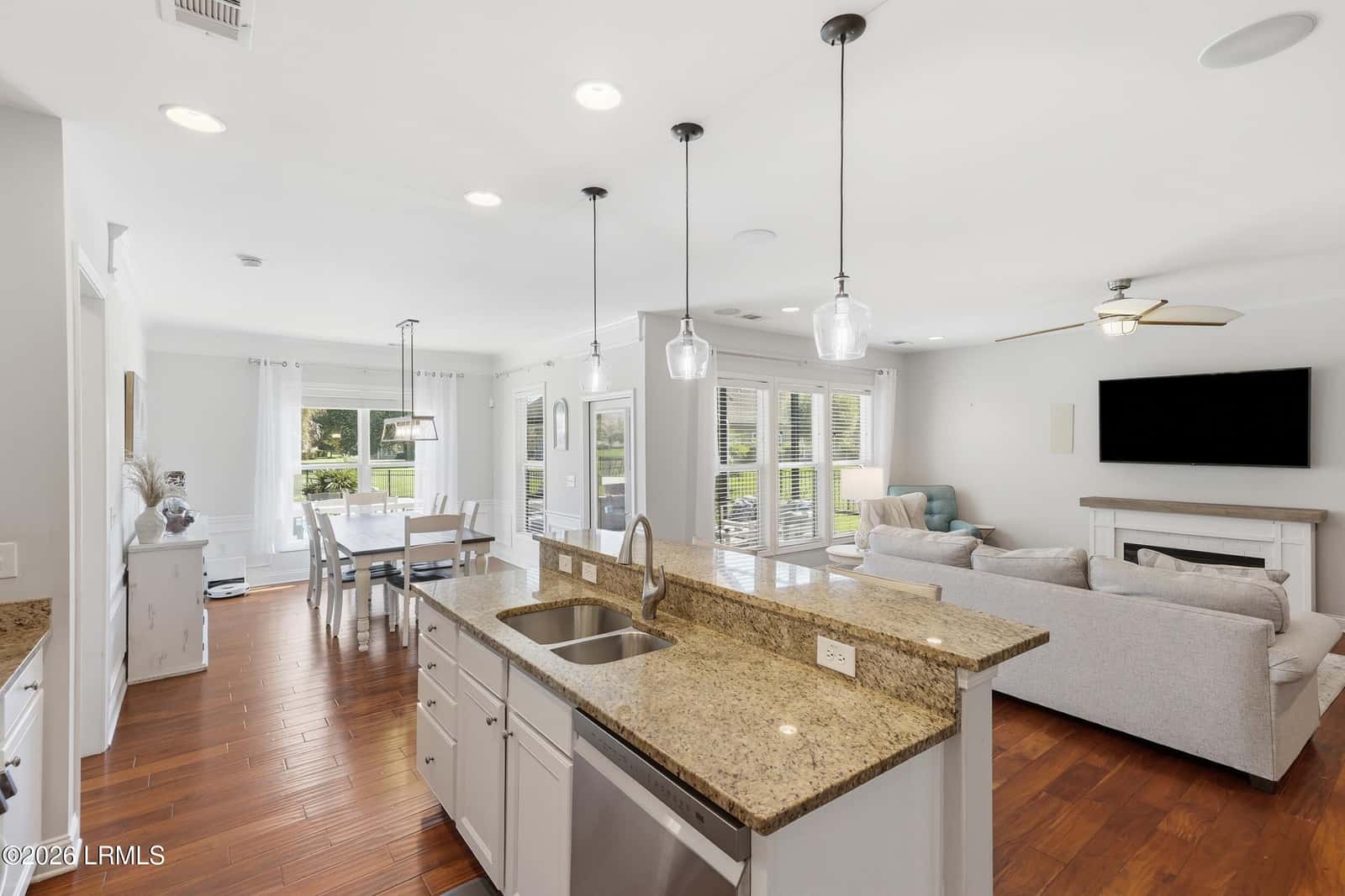 4 Maywood Way, Bluffton, SC 29910 — photo 9 of 40