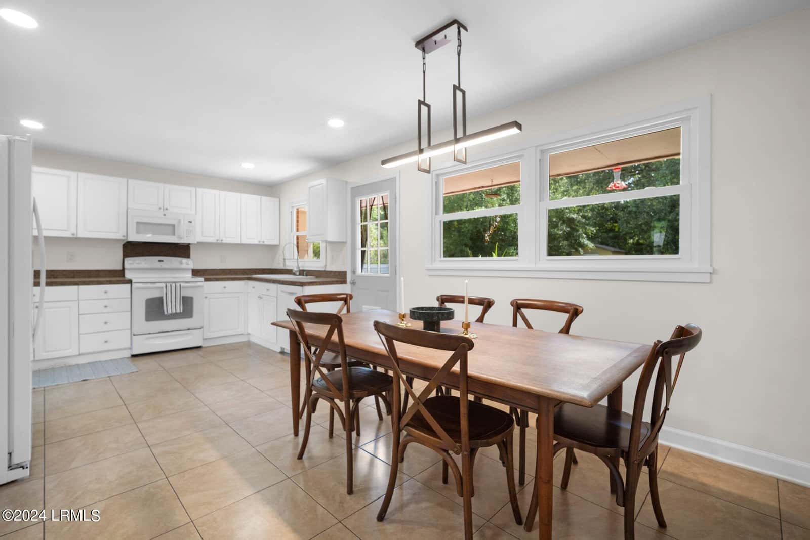 905 Mcteer Circle, Beaufort, SC 29902 — photo 7 of 18