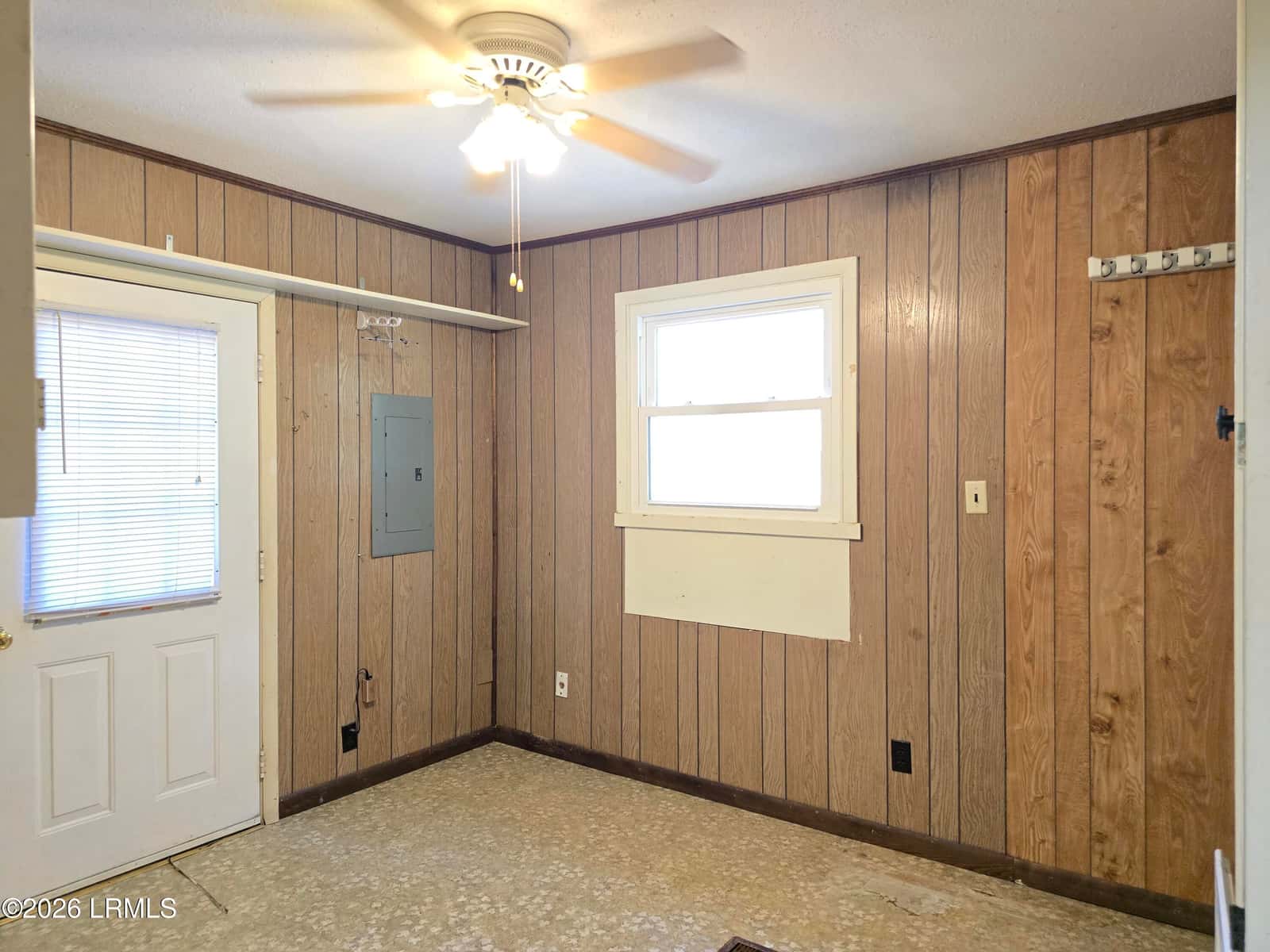 1403 Newcastle Street, Beaufort, SC 29902 — photo 10 of 26