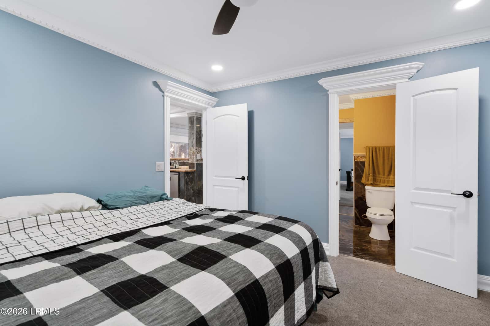 102 Battery Lane 102, Beaufort, SC 29902 — photo 8 of 30