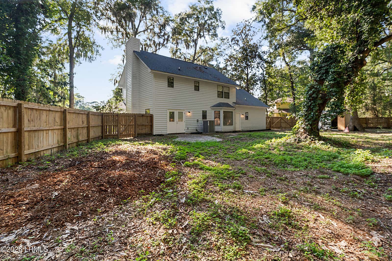 19 Chesterfield Drive, Beaufort, SC 29906 — photo 6 of 50