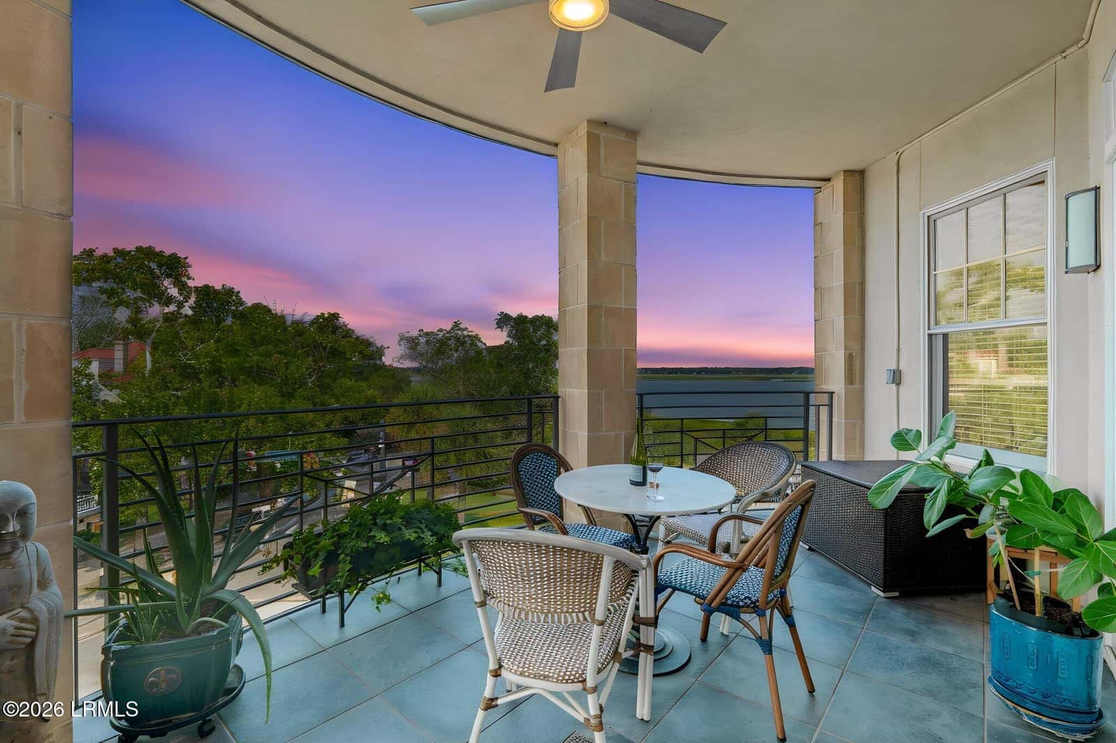 700 Bay Street 301, Beaufort, SC 29902 — photo 8 of 85