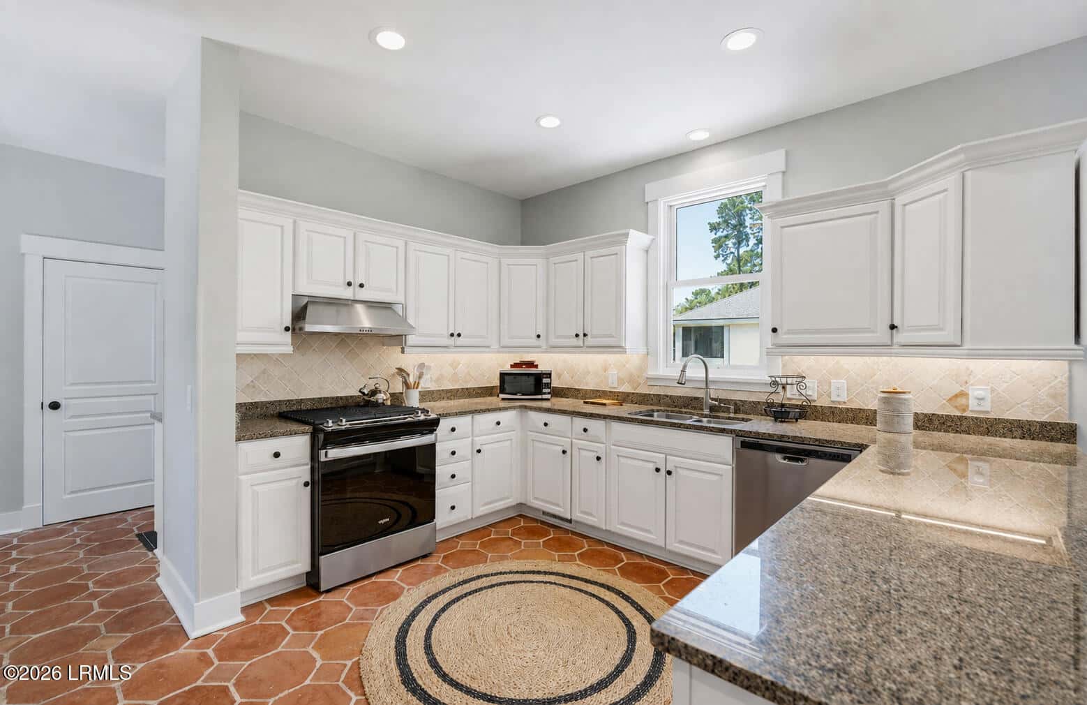 12 Charlesfort Place, Hilton Head Island, SC 29926 — photo 10 of 69