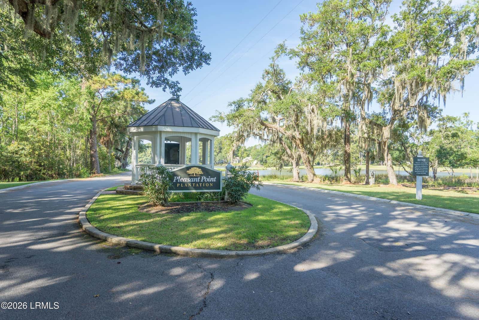 2 Lake Point Drive, Beaufort, SC 29907 — photo 9 of 15