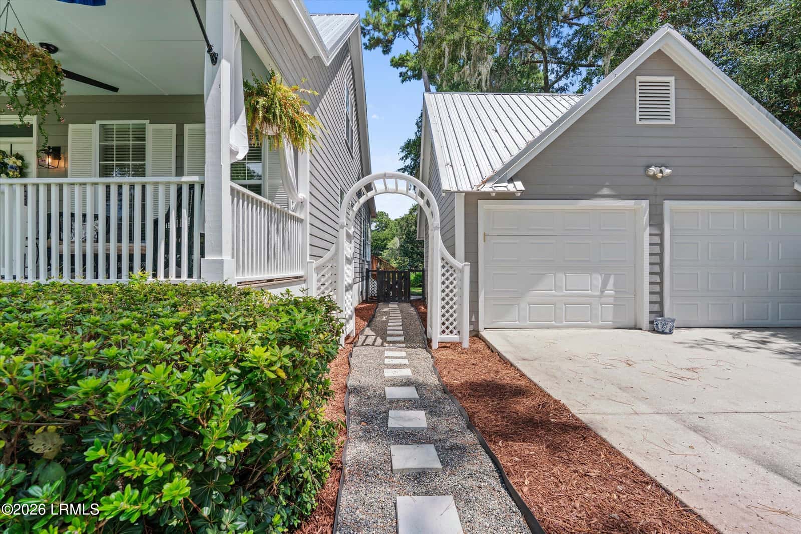354 Cottage Farm Drive, Beaufort, SC 29902 — photo 11 of 57