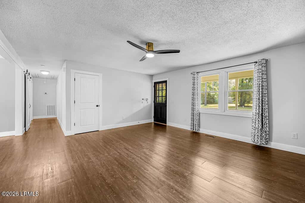 120 Wirsching Lane, Walterboro, SC 29488 — photo 8 of 30