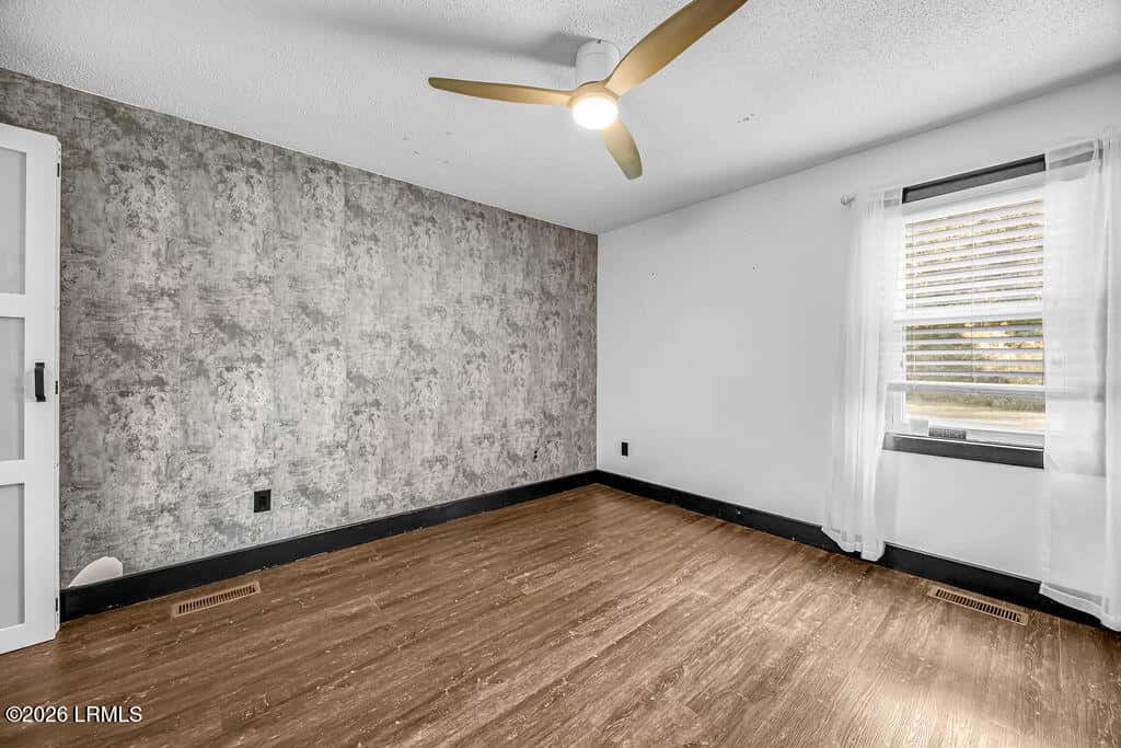 120 Wirsching Lane, Walterboro, SC 29488 — photo 17 of 30