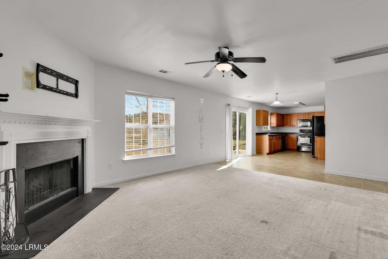 25 Pennyroyal Way, Beaufort, SC 29906 — photo 15 of 50