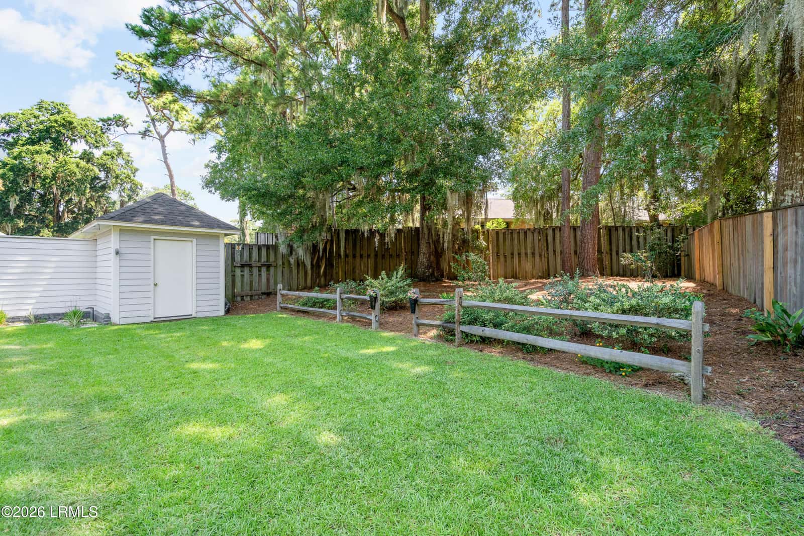 411 Joshua Court, Beaufort, SC 29902 — photo 5 of 54