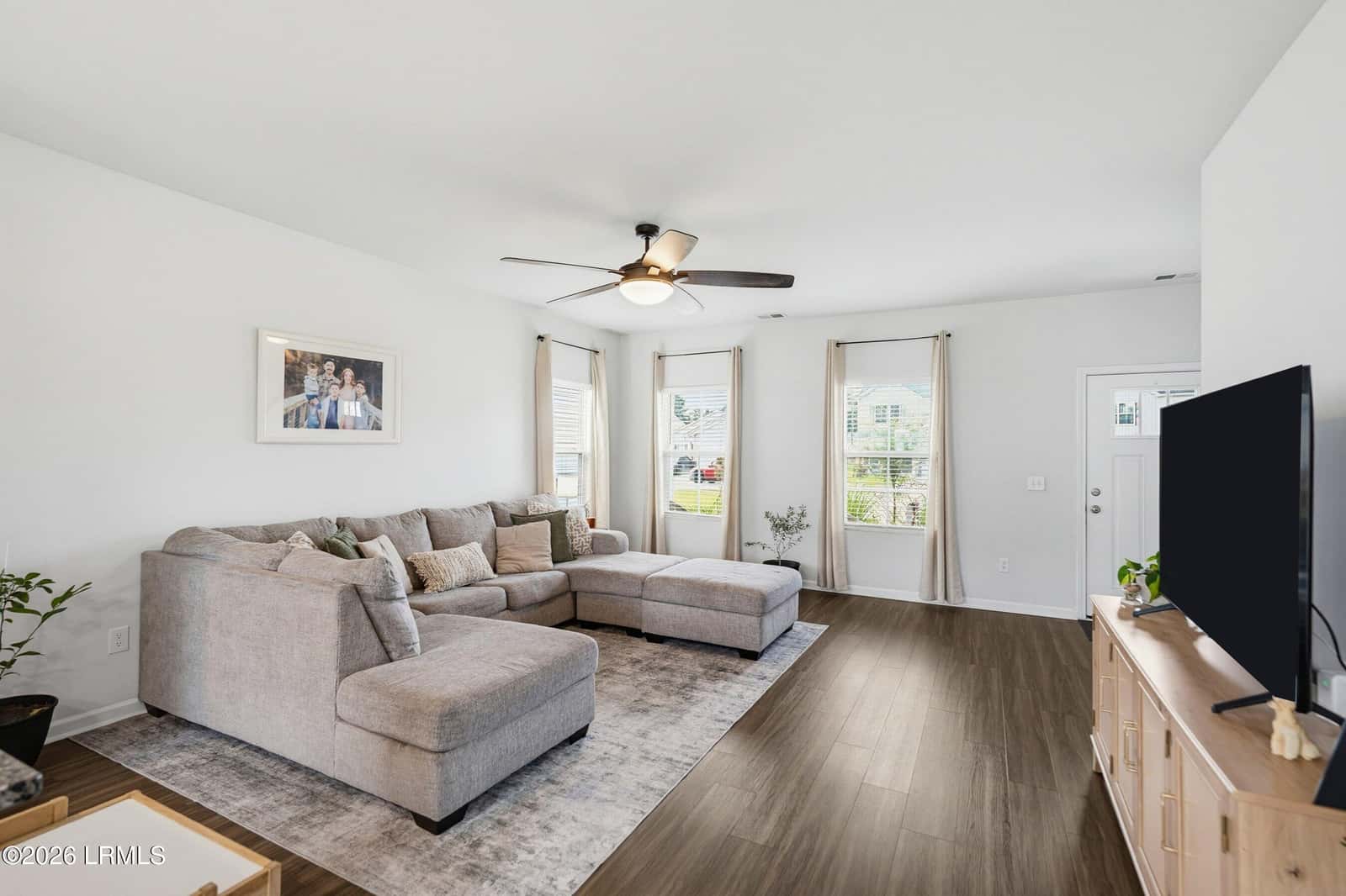 53 Cedarwood Street, Beaufort, SC 29906 — photo 10 of 54