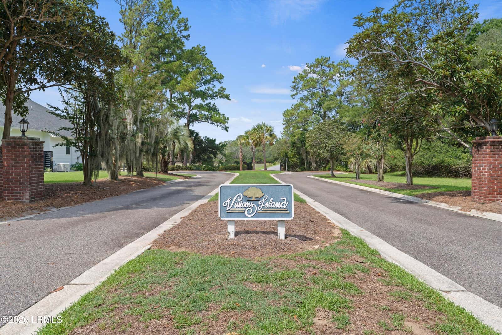 8 Governor Blake Drive, Beaufort, SC 29907 — photo 2 of 27