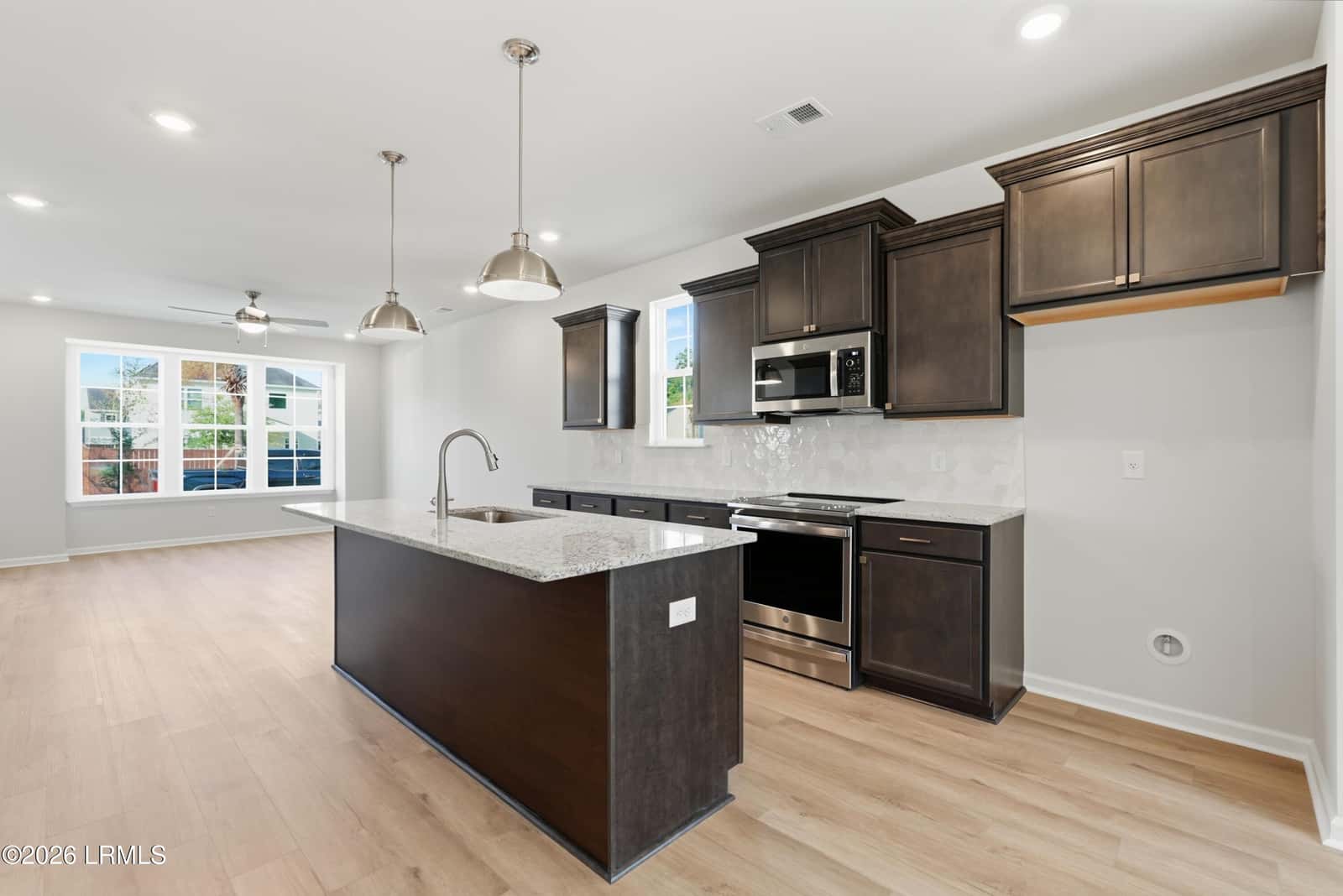 33 Rearden Way, Beaufort, SC 29906 — photo 8 of 30