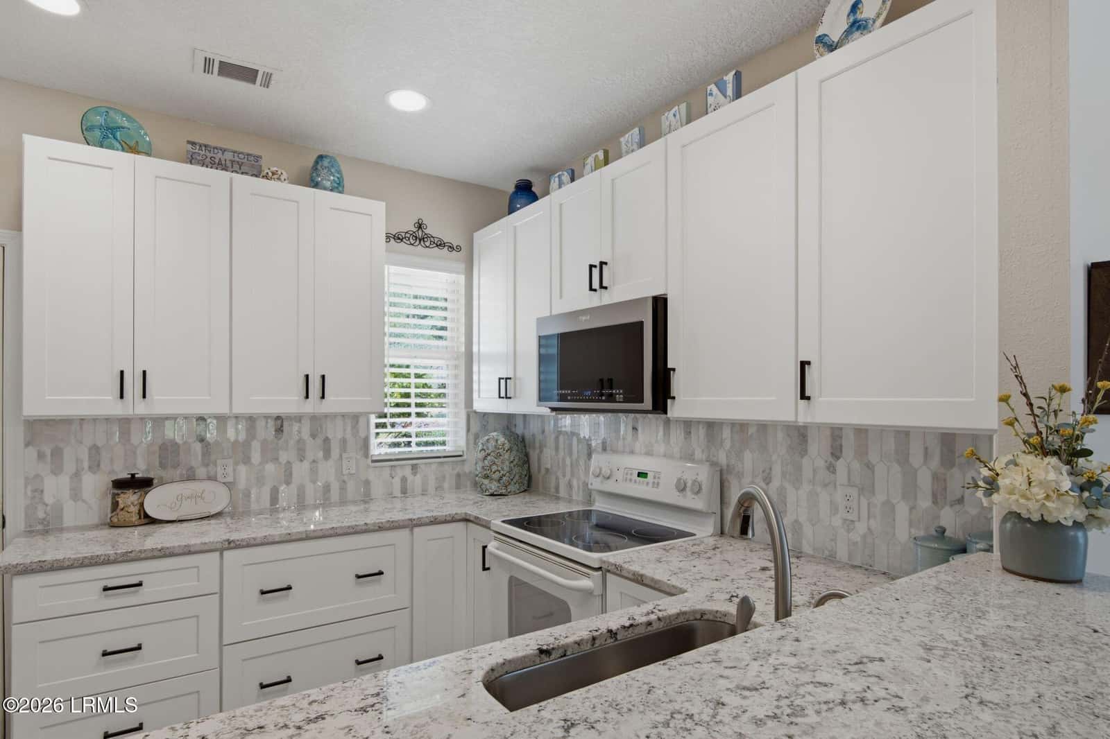 118 Lazy Daisy Drive, Bluffton, SC 29909 — photo 12 of 30