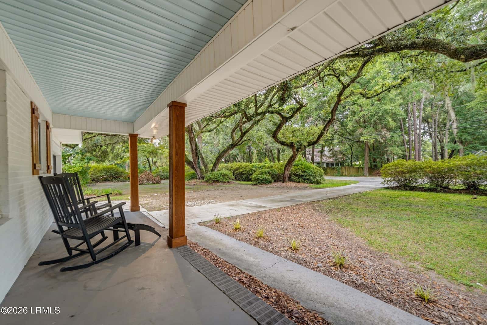 8 Miller Drive W, Beaufort, SC 29907 — photo 3 of 26