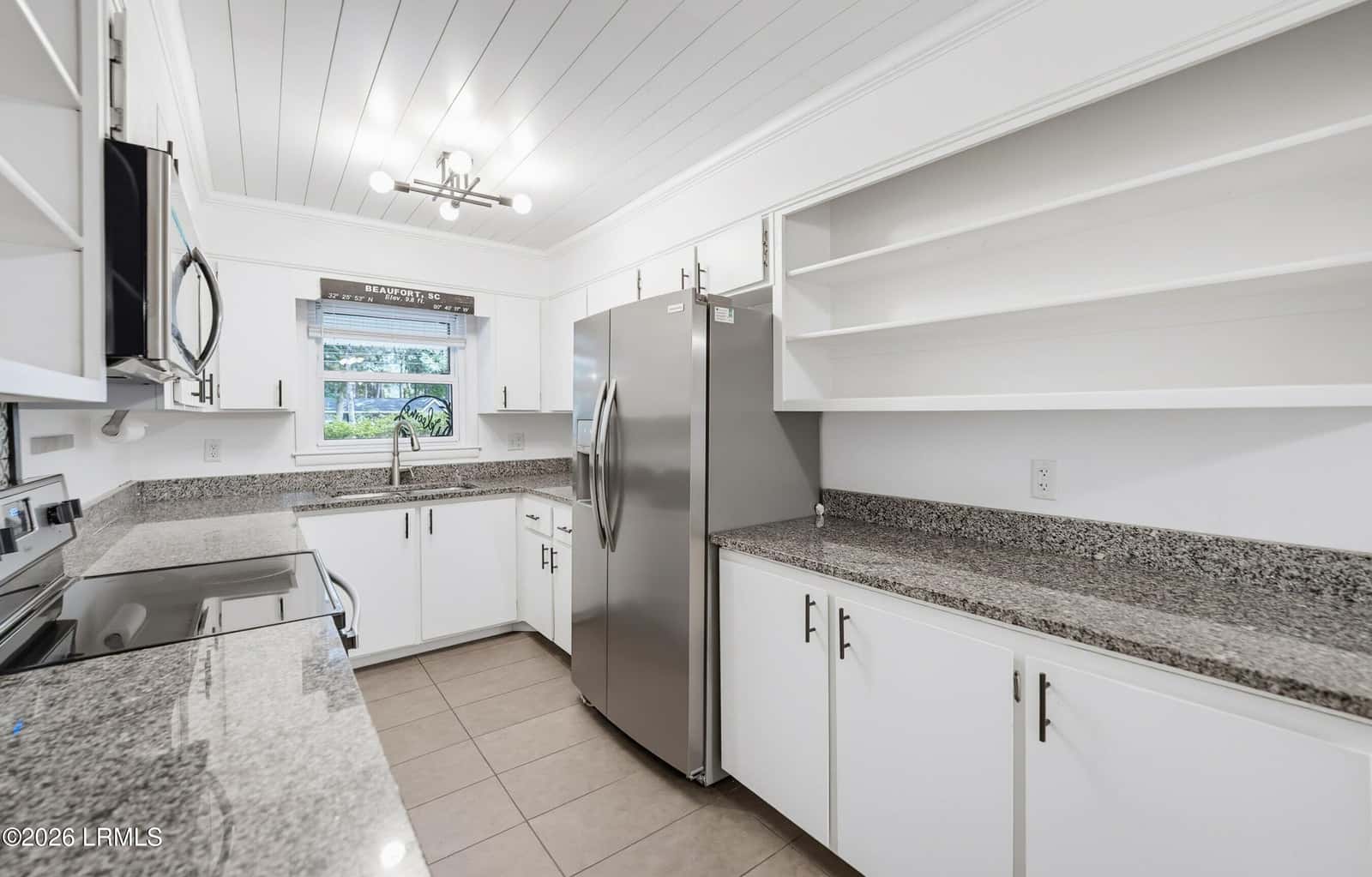 8 Miller Drive W, Beaufort, SC 29907 — photo 9 of 26