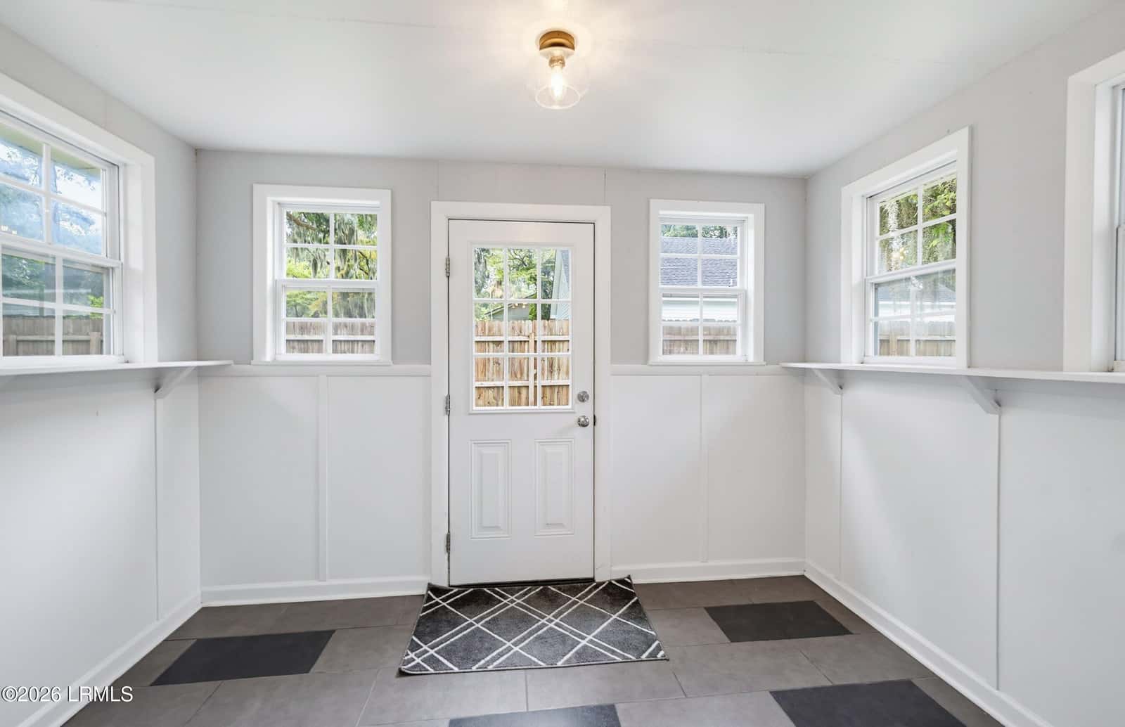 8 Miller Drive W, Beaufort, SC 29907 — photo 11 of 26