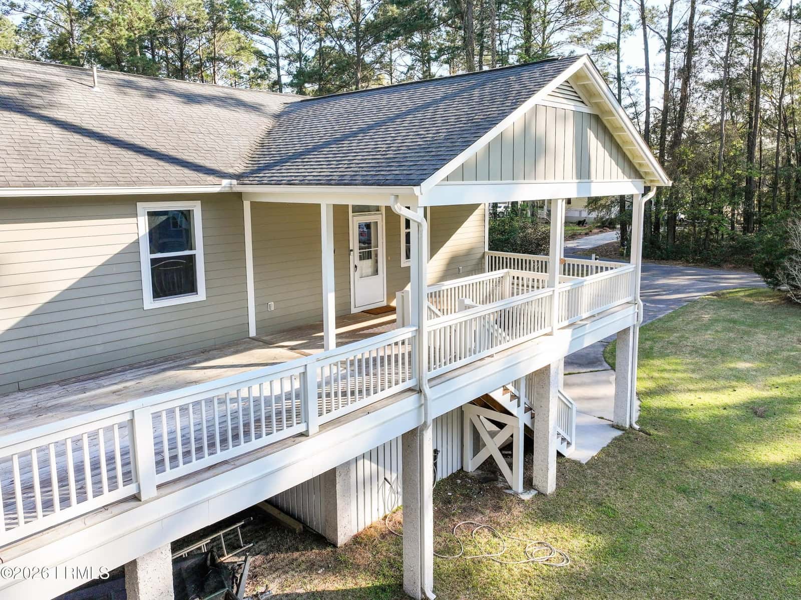 35 Downing Drive, Beaufort, SC 29907 — photo 9 of 54
