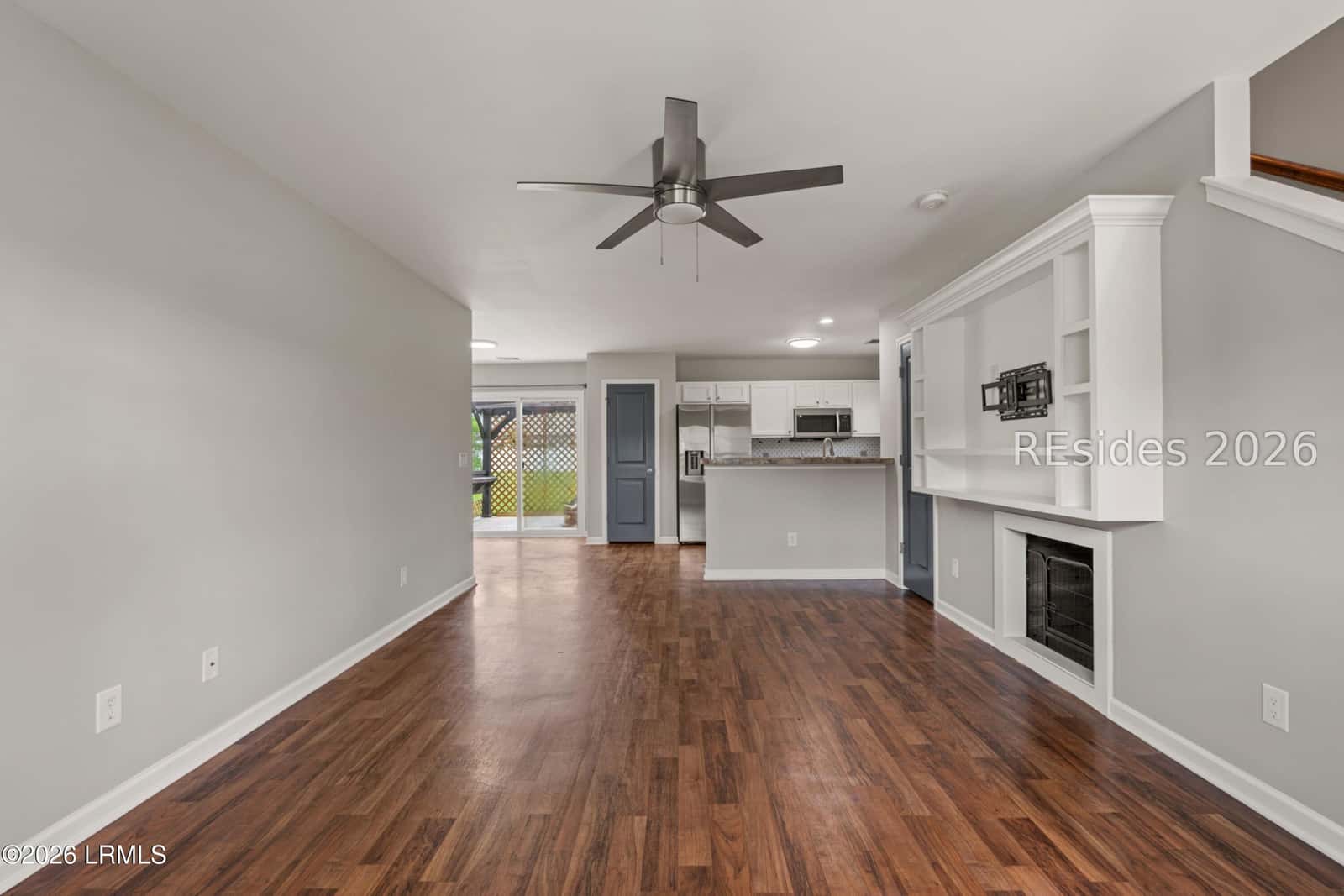 28 E Park Loop, Bluffton, SC 29909 — photo 3 of 34