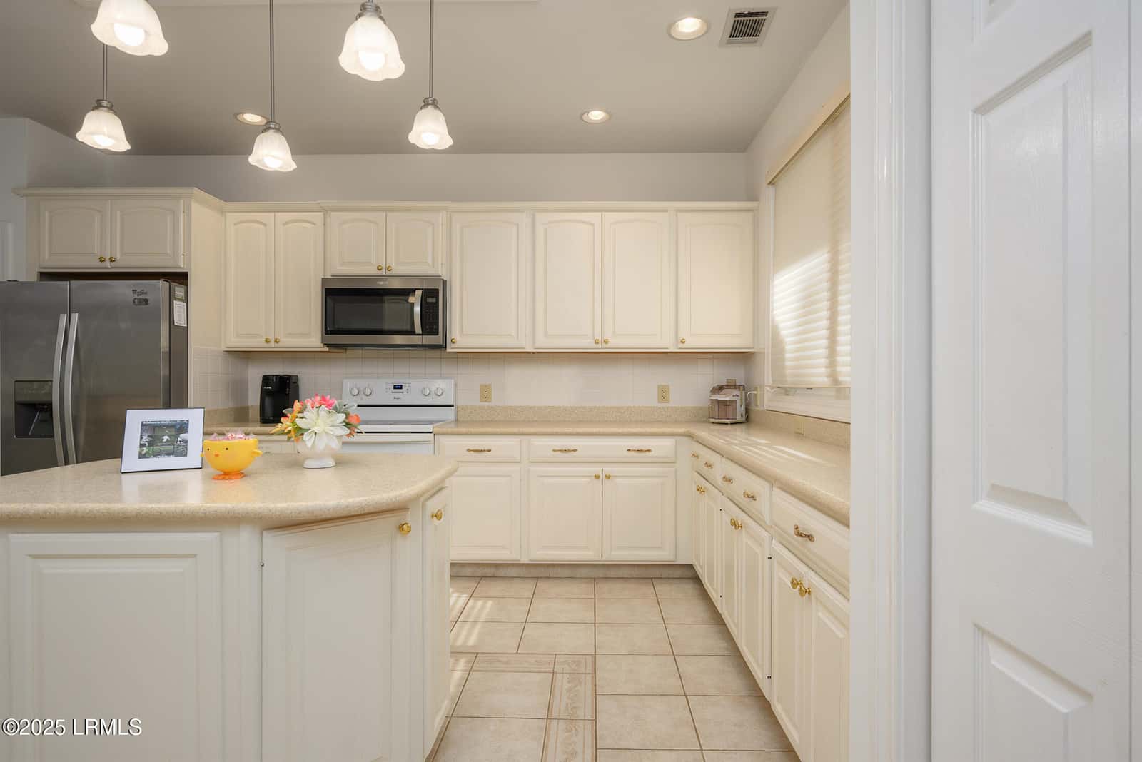 156 Dataw Drive, St. Helena Island, SC 29920 — photo 11 of 58