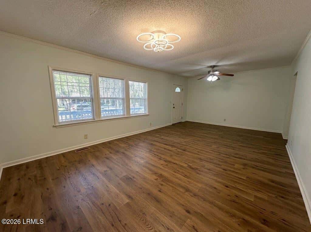 2207 Morris Street, Beaufort, SC 29902 — photo 6 of 28