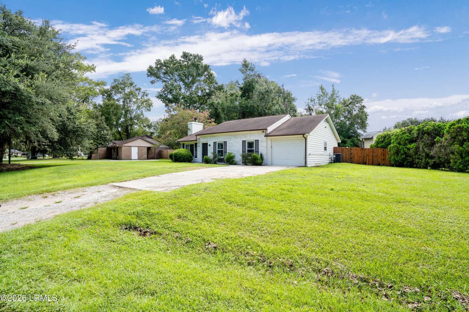 3050 Huron Drive, Beaufort, SC 29902 — photo 4 of 39