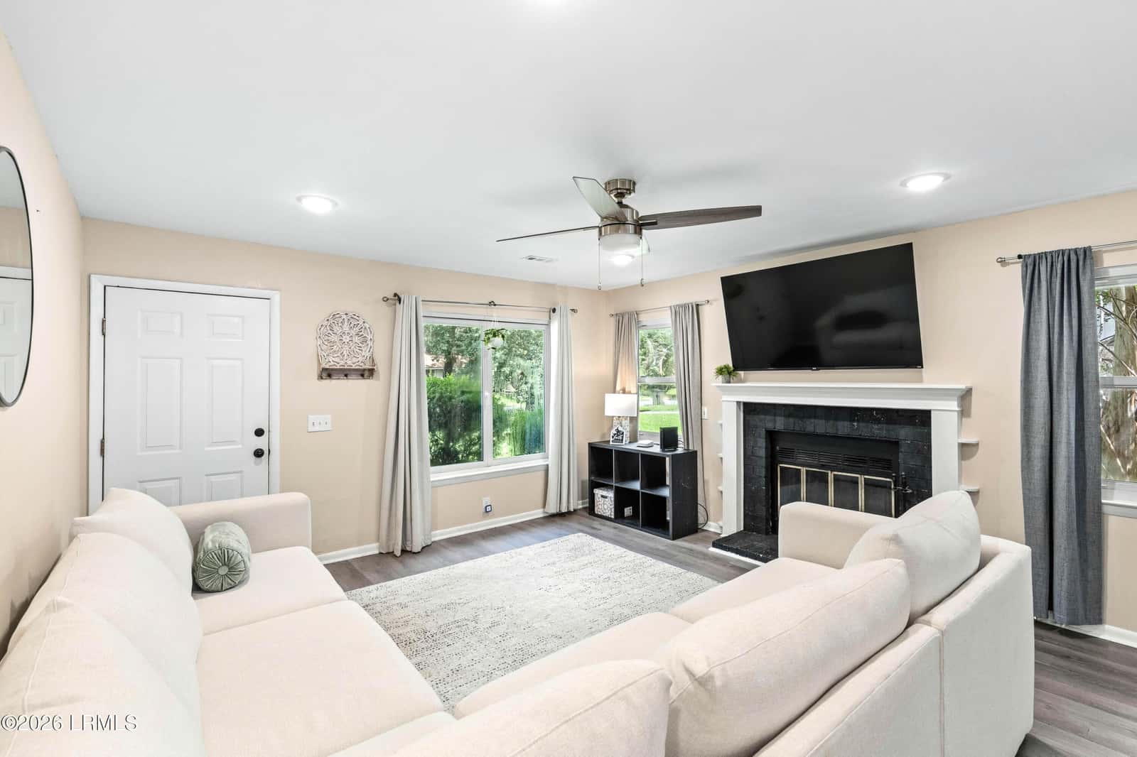 3050 Huron Drive, Beaufort, SC 29902 — photo 6 of 39