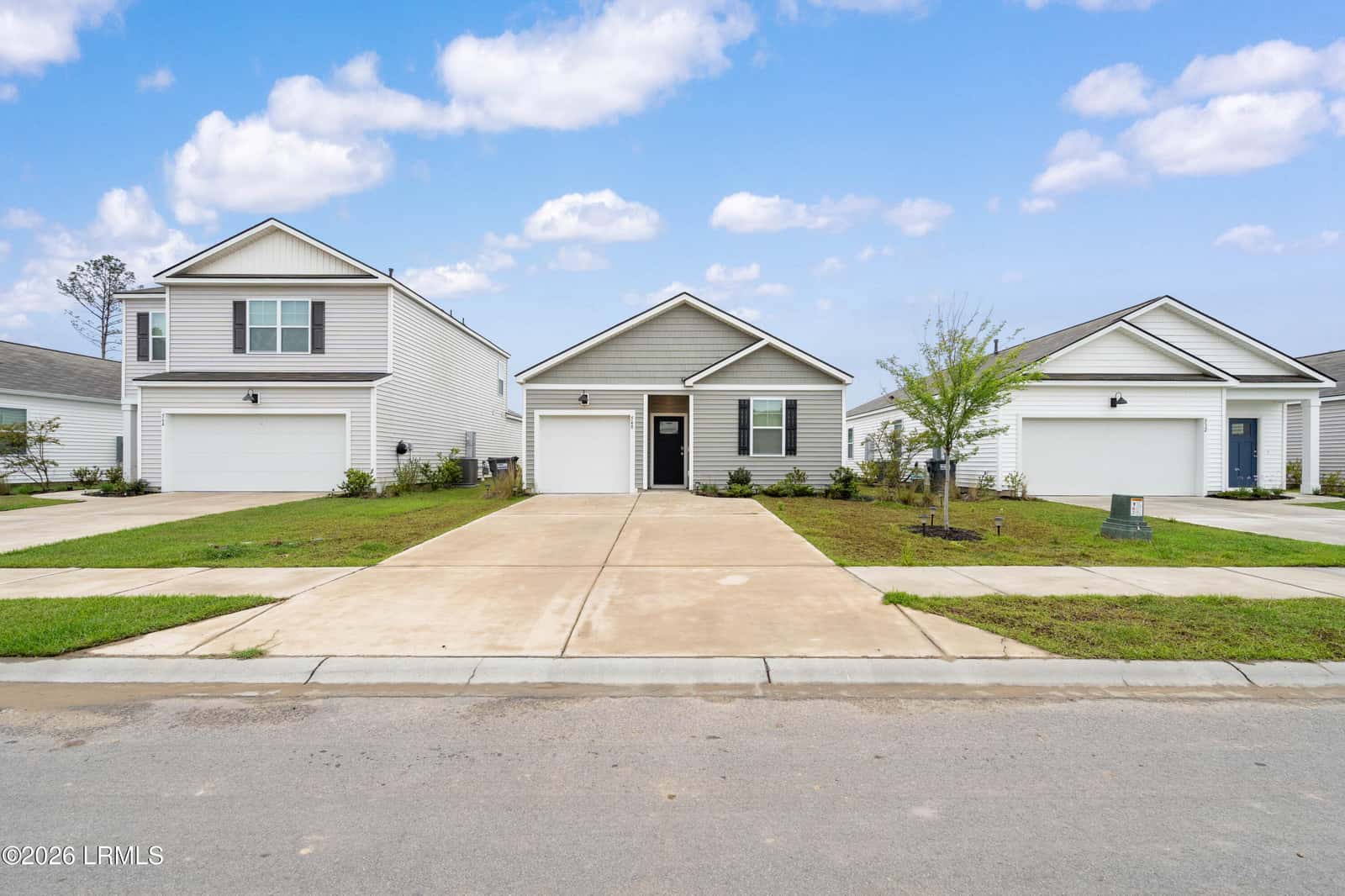 548 Hideaway Street, Ridgeland, SC 29936 — photo 4 of 37