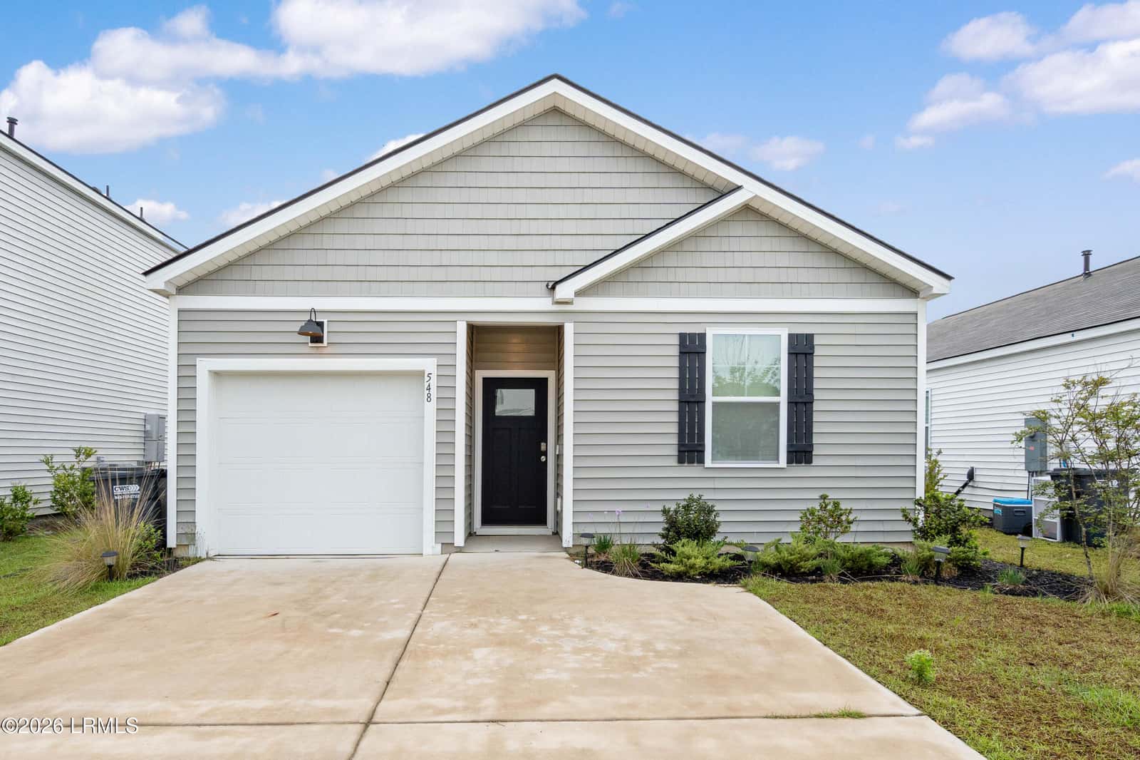 548 Hideaway Street, Ridgeland, SC 29936 — photo 1 of 37