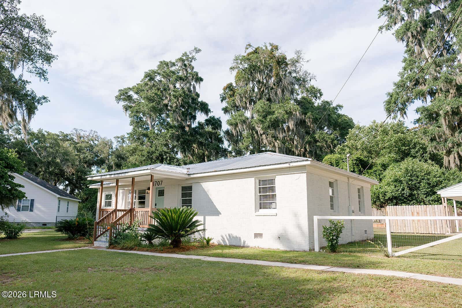 1707 Palmetto Drive, Beaufort, SC 29902 — photo 2 of 70