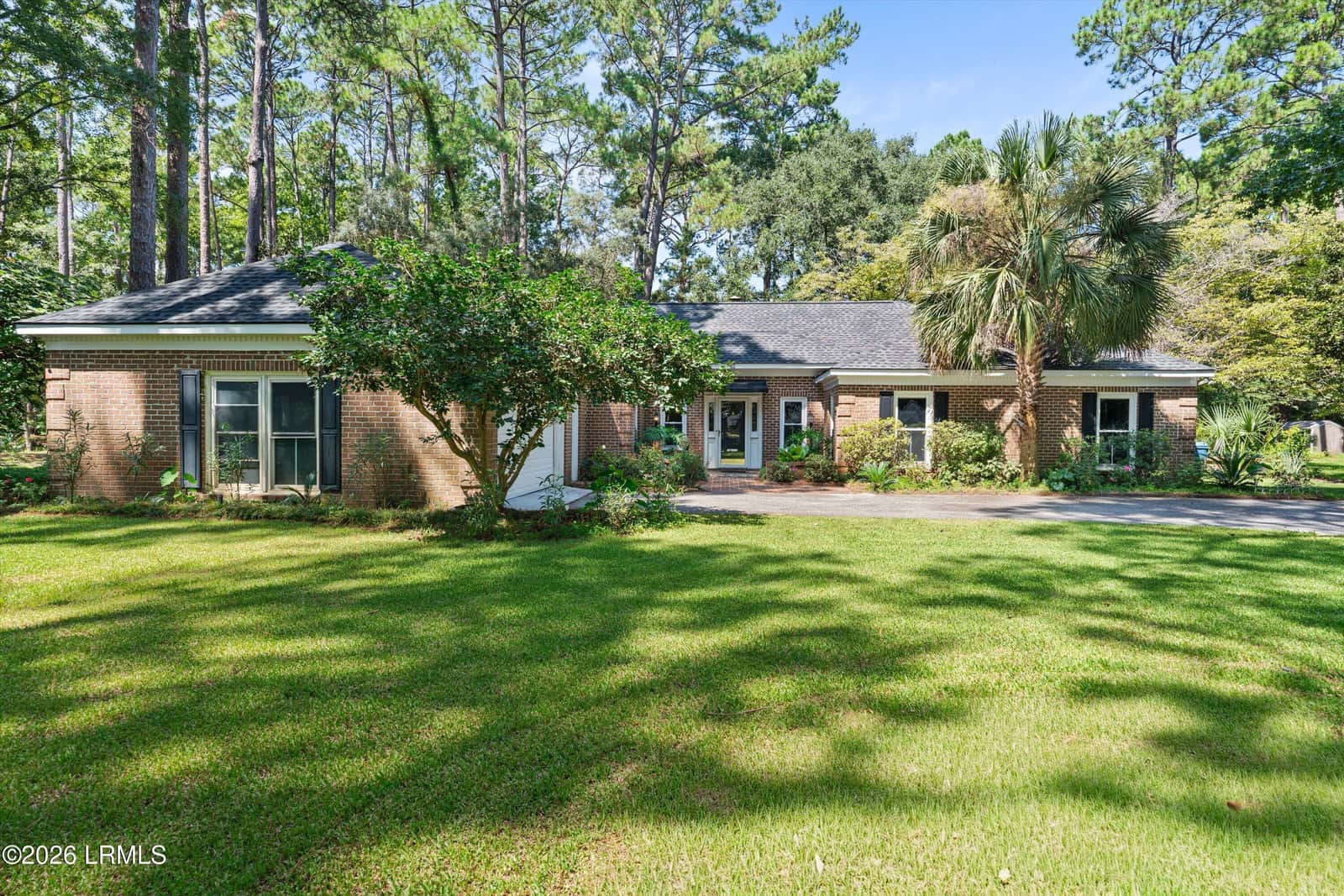 61 Wade Hampton Drive, Beaufort, SC 29907 — photo 3 of 36