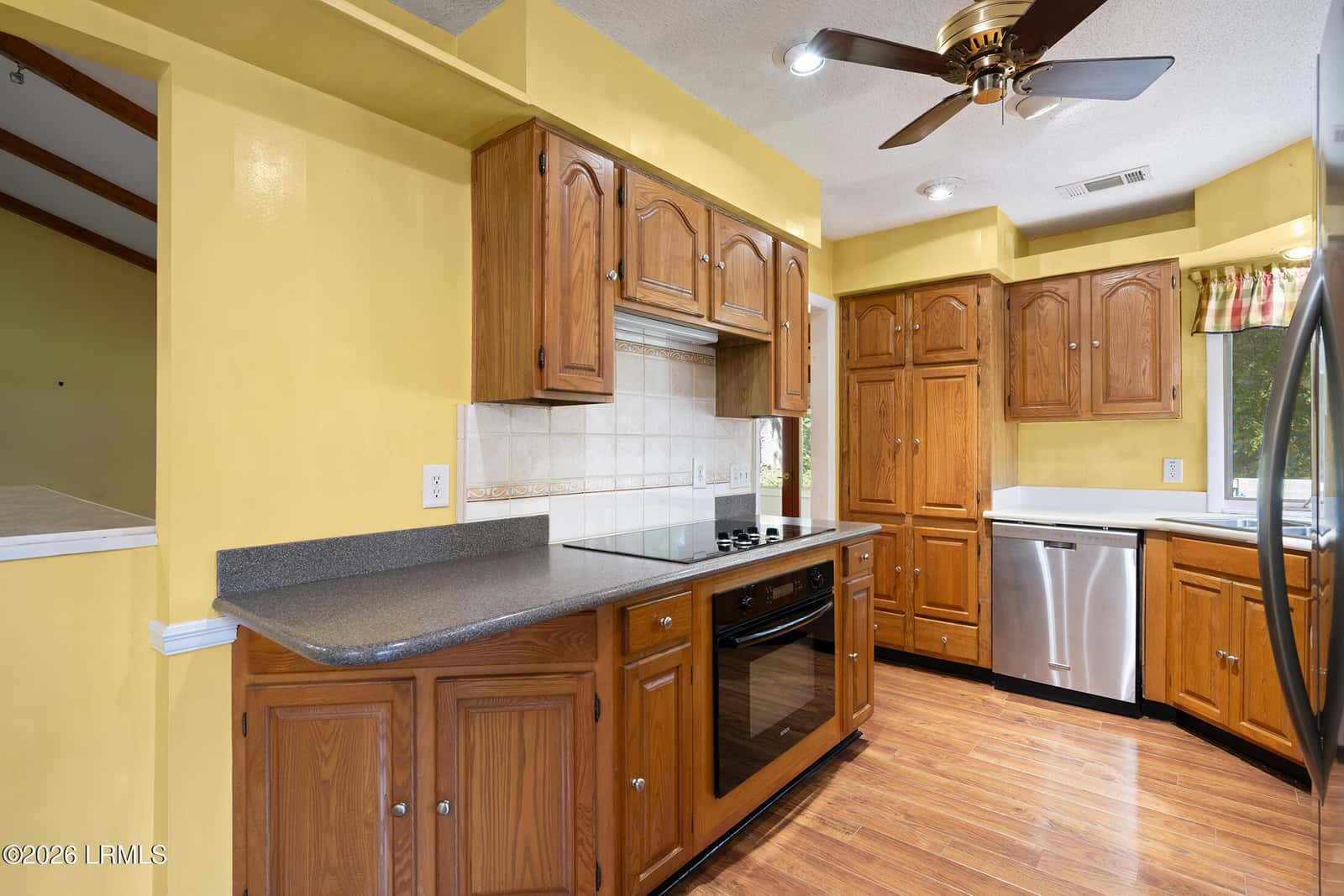 31 Chesterfield Lake Drive, Beaufort, SC 29906 — photo 11 of 43