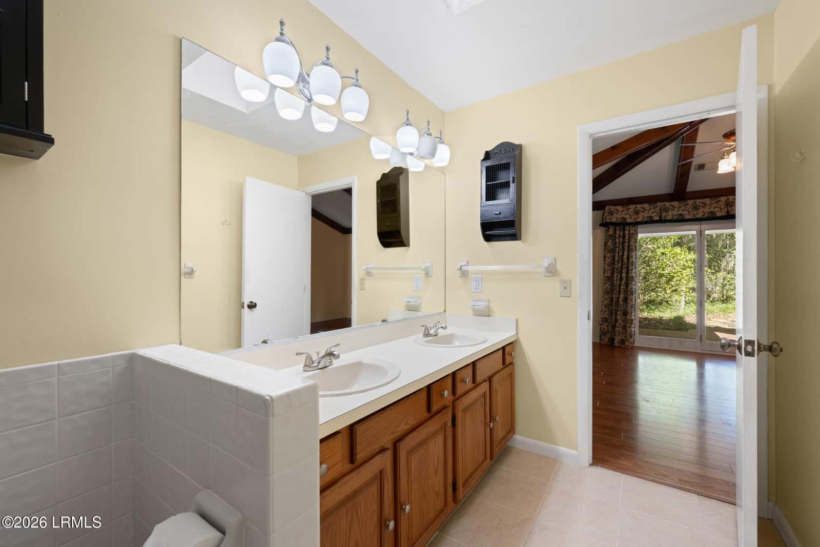 31 Chesterfield Lake Drive, Beaufort, SC 29906 — photo 20 of 43